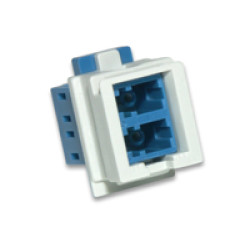 Проходные адаптеры оптические Nexans LANmark-OF, LC (SM), duplex, snap-in