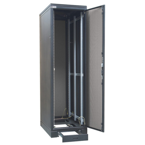 Шкаф серверный напольный Zpas SZB SE, IP20, 24U, 1163х600х1000 (ВхШхГ), дверь: перфорация, задняя дверь: перфорация, разборный, цвет: чёрный, (WZ-SZBSE-014-6I11-11-0000-3-161)